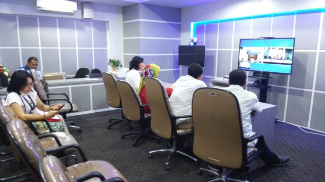 Tim Monitoring Pilkada Kemendagri Gelar Teleconference dengan Pj Bupati Morowali Tim Monitoring Pilkada Kemendagri Gelar Teleconference dengan Pj Bupati Morowali