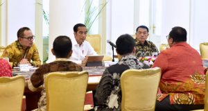 Presiden Bertemu Pimpinan Serikat Pekerja di Istana Bogor