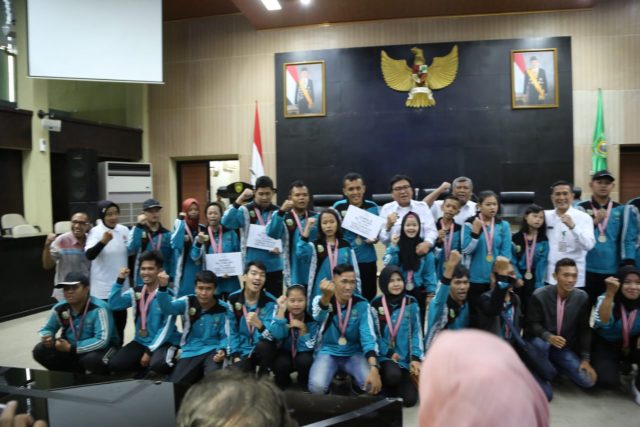 Harumkan Nama Daerah, 47 Atlet dan Pelatih Soina Sumsel Diganjar Bonus Harumkan Nama Daerah, 47 Atlet dan Pelatih Soina Sumsel Diganjar Bonus