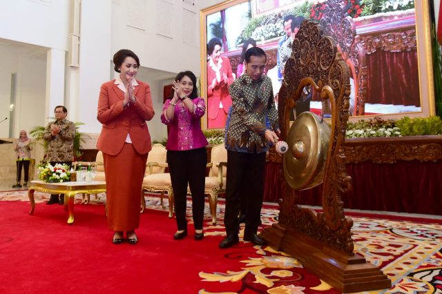 Buka Kongres Kowani, Presiden: Bangsa ini Butuh Peran Besar Kaum Ibu untuk Wujudkan Indonesia Maju Buka Kongres Kowani, Presiden: Bangsa ini Butuh Peran Besar Kaum Ibu untuk Wujudkan Indonesia Maju