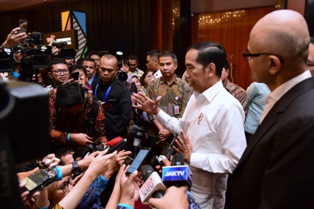 Pemerintah Hormati Kebijakan Penangguhan Visa Umrah Arab Saudi Pemerintah Hormati Kebijakan Penangguhan Visa Umrah Arab Saudi