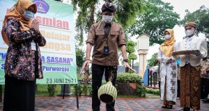 Menparekraf Tinjau Bangunan Bersejarah di SMA Negeri 7 Purworejo