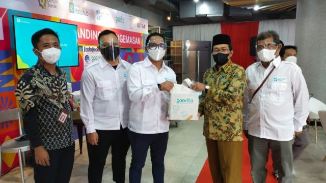 Pesantren Siap Jajaki Ekspor Produk Makanan Halal Pesantren Siap Jajaki Ekspor Produk Makanan Halal