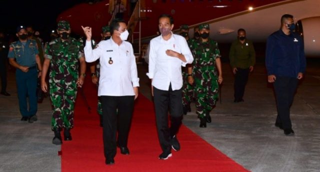 Presiden Jokowi Tiba di Tanjung Pinang Presiden Jokowi Tiba di Tanjung Pinang