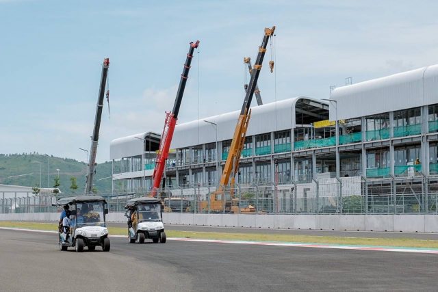 Menparekraf Apresiasi ITDC Benahi Sirkuit Jelang MotoGP Mandalika 2022 Menparekraf Apresiasi ITDC Benahi Sirkuit Jelang MotoGP Mandalika 2022