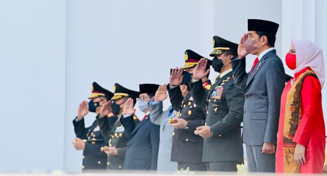 Pimpin Prasetya Perwira Tahun 2022, Presiden Jokowi Lantik 754 Perwira Remaja TNI dan Polri