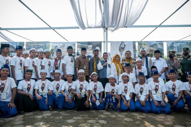 Menparekraf Dorong Santri Ponpes di Citayam Bogor Kreatif Ciptakan Lapangan Kerja Lewat Ekraf