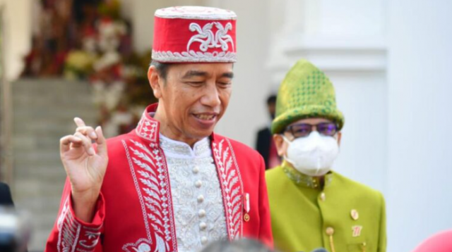 Presiden Jokowi Kenakan Baju Adat Buton pada HUT ke-77 Kemerdekaan RI