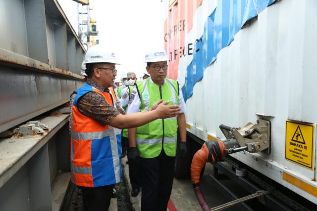 Dirjen Perhubungan Laut Tinjau Kesiapan Penerapan Penggunaan On-Shore Power Supply Di Pelabuhan Tanjung Priok