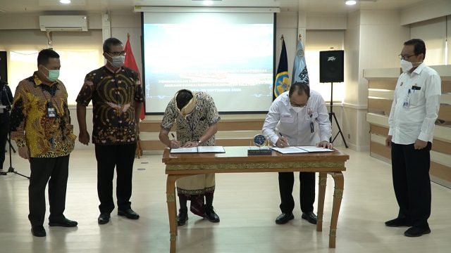 Perjanjian Konsesi Pengelolaan Alur Pelayaran Ambang Sungai Barito Ditandatangani