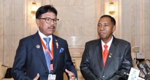 Tentang Menteri Johnny Galang Dukungan Pencalonan Indonesia dalam ITU Lewat Pertemuan Bilateral