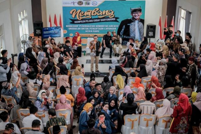Menparekraf Dorong Peningkatan Kualitas Produk UMKM di Banyuwangi Menparekraf Dorong Peningkatan Kualitas Produk UMKM di Banyuwangi