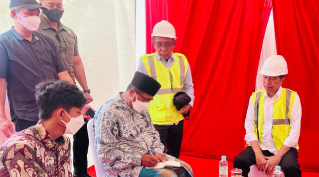 Presiden Temui Perwakilan Warga yang Berdemo saat Peresmian Tol Semarang-Demak