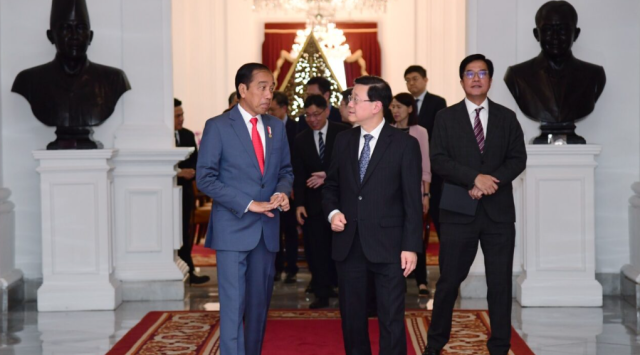 Terima Kunjungan Chief Executive Hong Kong, Presiden Bahas Investasi hingga Perlindungan WNI Terima Kunjungan Chief Executive Hong Kong, Presiden Bahas Investasi hingga Perlindungan WNI