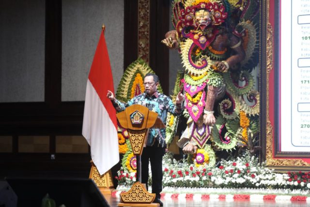 Kunker ke Bali, Mendagri Pimpin Rakor Forkopimda dan Saksikan Sertijab Pj. Gubernur