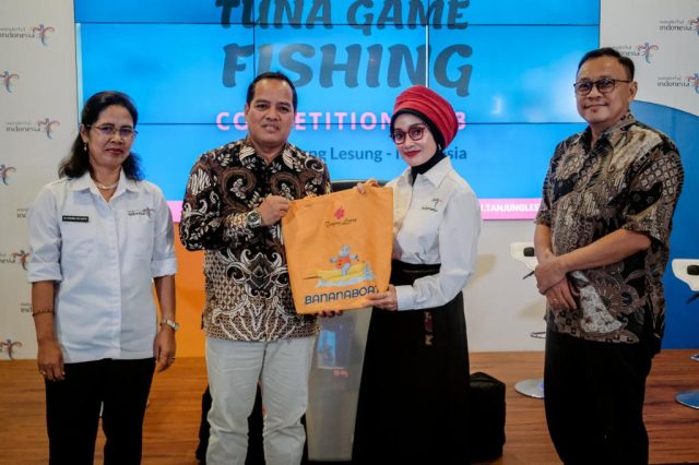 Kemenparekraf Dukung Kompetisi Mancing Tuna di KEK Tanjung Lesung Kemenparekraf Dukung Kompetisi Mancing Tuna di KEK Tanjung Lesung