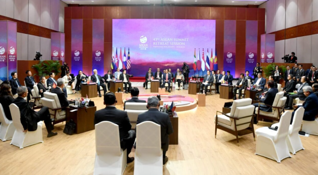 Sesi Retreat KTT Ke-43 ASEAN Hasilkan Dokumen Tinjauan Pemimpin dalam Implementasi 5PC