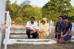 Rangkaian HUT ke-78, KAI Gelar Tabur Bunga di TMP Cikutra
