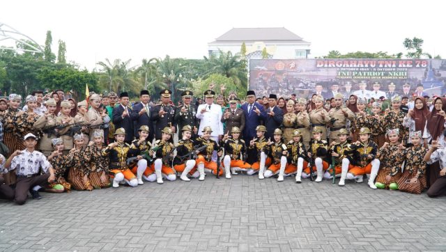 Lamongan Peringati HUT ke-78 TNI Lamongan Peringati HUT ke-78 TNI
