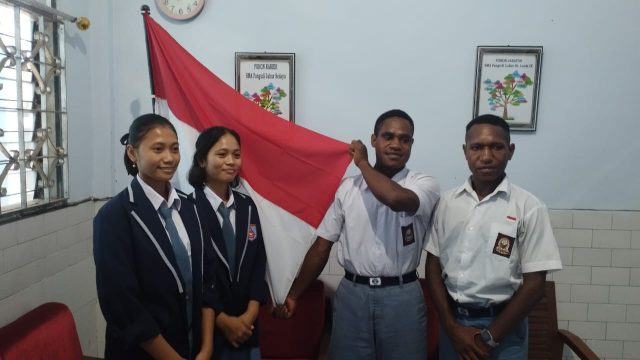 Beasiswa ADEM Antarkan Dua Pelajar Asal Papua Enyam Pendidikan di Yogyakarta