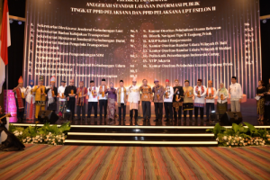 Setditjen Hubla Raih Predikat PPID Informatif Pada Anugerah Standar Layanan Informasi Publik