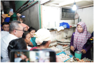 Kunjungi Pasar Genteng Baru Surabaya, Mendag Zulkifli Hasan: Harga Bapok Stabil dan Pasokan Melimpah