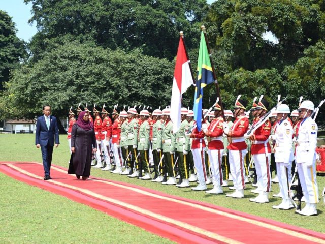 Presiden Jokowi Sambut Kunjungan Kenegaraan Presiden Tanzania di Istana Bogor