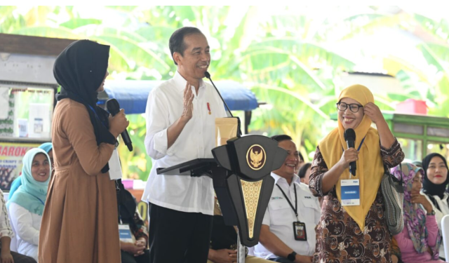 Presiden Jokowi Tekankan Nasabah PNM Mekaar Tanamkan Jiwa Disiplin dan Kerja Keras