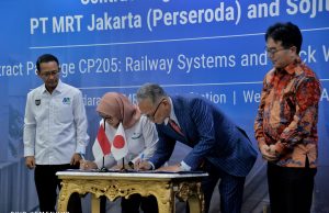 Penandatanganan Paket Kontrak 205 MRT Jakarta, Menhub : Proyek Ini Perluas Jangkauan MRT