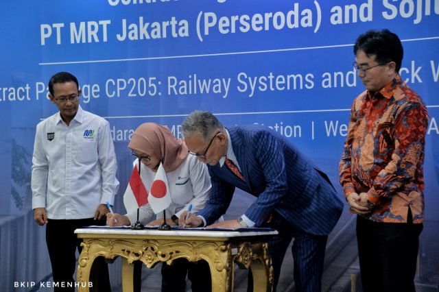 Penandatanganan Paket Kontrak 205 MRT Jakarta, Menhub : Proyek Ini Perluas Jangkauan MRT Penandatanganan Paket Kontrak 205 MRT Jakarta, Menhub : Proyek Ini Perluas Jangkauan MRT