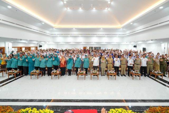 Ketum TP PKK Tri Tito Karnavian Ingatkan Orang Tua dan Sekolah Bekali Anak Bahaya Narkoba Ketum TP PKK Tri Tito Karnavian Ingatkan Orang Tua dan Sekolah Bekali Anak Bahaya Narkoba