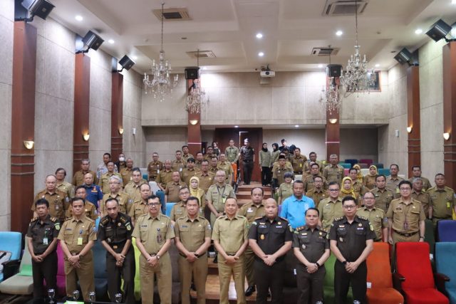 Pj Wali Kota Bandung Sebut Pentingnya Tata Kelola Hukum yang Baik Sejak Perencanaan Pj Wali Kota Bandung Sebut Pentingnya Tata Kelola Hukum yang Baik Sejak Perencanaan