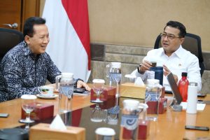 Menekraf Undang Triawan Munaf Bahas Pengembangan Ekonomi Kreatif