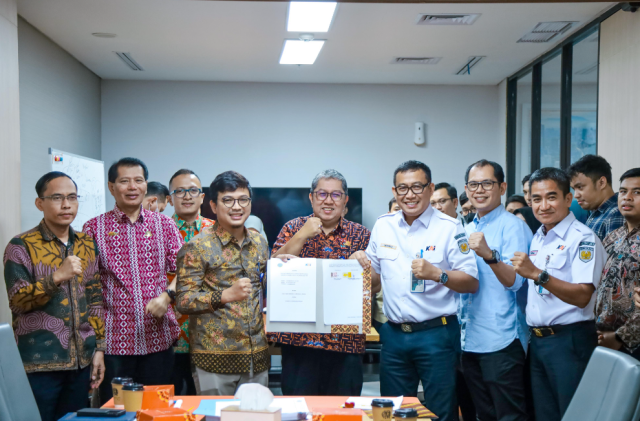 Penandatanganan Kontrak IMO, KAI Perkuat Komitmen dalam Menjaga Keandalan Prasarana Kereta Api Penandatanganan Kontrak IMO, KAI Perkuat Komitmen dalam Menjaga Keandalan Prasarana Kereta Api