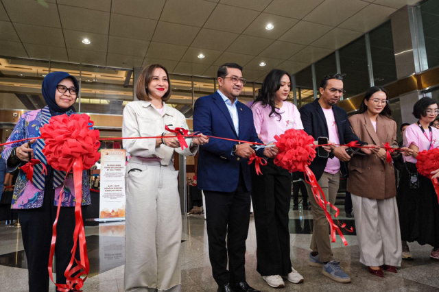 Menekraf: 'Jakarta x Beauty 2024' Hidupkan Kreativitas Industri Kecantikan Nasional Menekraf: 'Jakarta x Beauty 2024' Hidupkan Kreativitas Industri Kecantikan Nasional