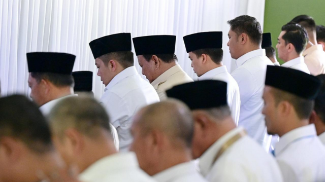 Sebelum Bertolak ke Jakarta, Presiden Prabowo Salat Jumat di Tenda Ibadah Peserta Retret Sebelum Bertolak ke Jakarta, Presiden Prabowo Salat Jumat di Tenda Ibadah Peserta Retret