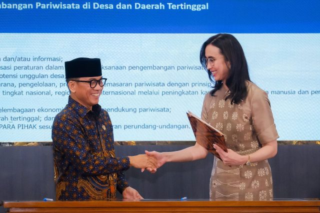 Kemenpar Kolaborasi dengan Kemendes Perkuat Pembangunan Desa Wujudkan Asta Cita ke-6 Kemenpar Kolaborasi dengan Kemendes Perkuat Pembangunan Desa Wujudkan Asta Cita ke-6