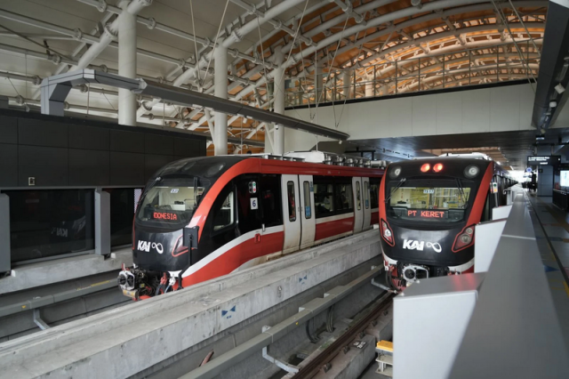 Selama 15 Hari Angkutan Lebaran, KAI Layani 751.015 Pengguna LRT Jabodebek Selama 15 Hari Angkutan Lebaran, KAI Layani 751.015 Pengguna LRT Jabodebek