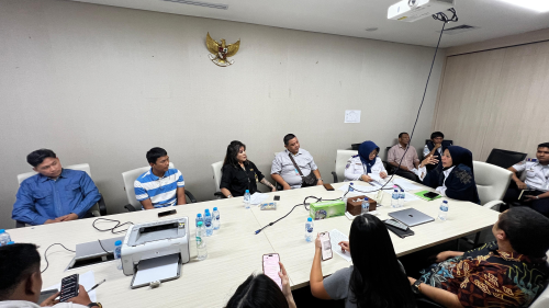 Kemenhub Berhasil Mediasi Penyelesaian Hak 8 ABK Kapal MV TAI HANG GONG 888 Dengan PT Pelayaran Mitra Pasific Dan PT Berkat Bahari Solusindo Kemenhub Berhasil Mediasi Penyelesaian Hak 8 ABK Kapal MV TAI HANG GONG 888 Dengan PT Pelayaran Mitra Pasific Dan PT Berkat Bahari Solusindo