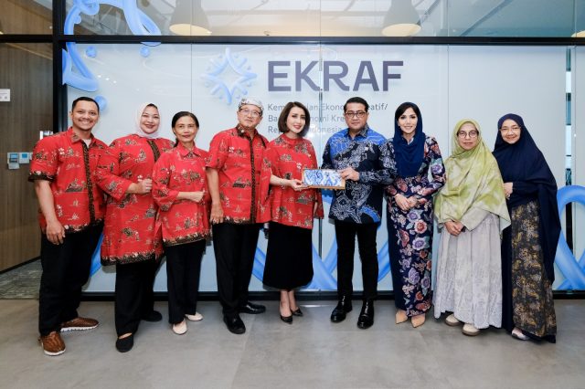 Kementerian Ekraf Bahas Penguatan Industri Batik Daerah bersama Yayasan Batik Jawa Barat Kementerian Ekraf Bahas Penguatan Industri Batik Daerah bersama Yayasan Batik Jawa Barat