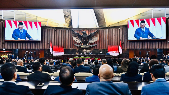 Presiden Prabowo Tekankan Reformasi Internal sebagai Fondasi Solidaritas Dunia Islam Presiden Prabowo Tekankan Reformasi Internal sebagai Fondasi Solidaritas Dunia Islam