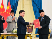Presiden Prabowo dan Premier Li Qiang Saksikan Penandatanganan 12 Nota Kesepahaman Strategis RI–Tiongkok