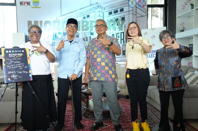 Wamenekraf Apresiasi Bandung Kota Cerita, Bisa Jadi Wadah Kolaborasi Kreatif Wamenekraf Apresiasi Bandung Kota Cerita, Bisa Jadi Wadah Kolaborasi Kreatif