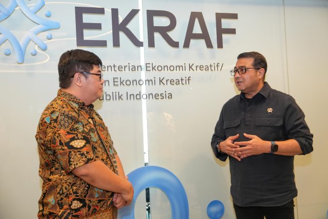 Menteri Ekraf Dukung Ekspansi Anjungan Nusantara Lebih Mendunia Promosikan Produk Lokal Kreatif Menteri Ekraf Dukung Ekspansi Anjungan Nusantara Lebih Mendunia Promosikan Produk Lokal Kreatif