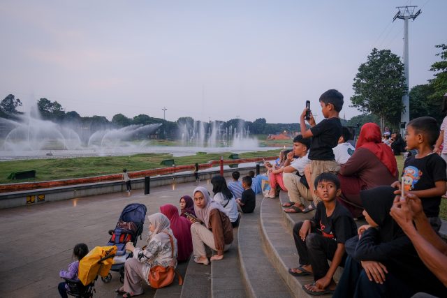 Kemenpar Promosikan Desa Wisata Berkelanjutan Lewat “Aktivasi Kampung Main” Kemenpar Promosikan Desa Wisata Berkelanjutan Lewat “Aktivasi Kampung Main”
