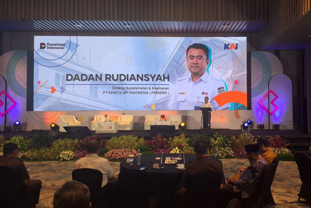 Satukan Persepsi Legalitas Aset, KAI dan Kejati Jatim Gelar FGD Bersama Stakeholders Jawa Timur Satukan Persepsi Legalitas Aset, KAI dan Kejati Jatim Gelar FGD Bersama Stakeholders Jawa Timur