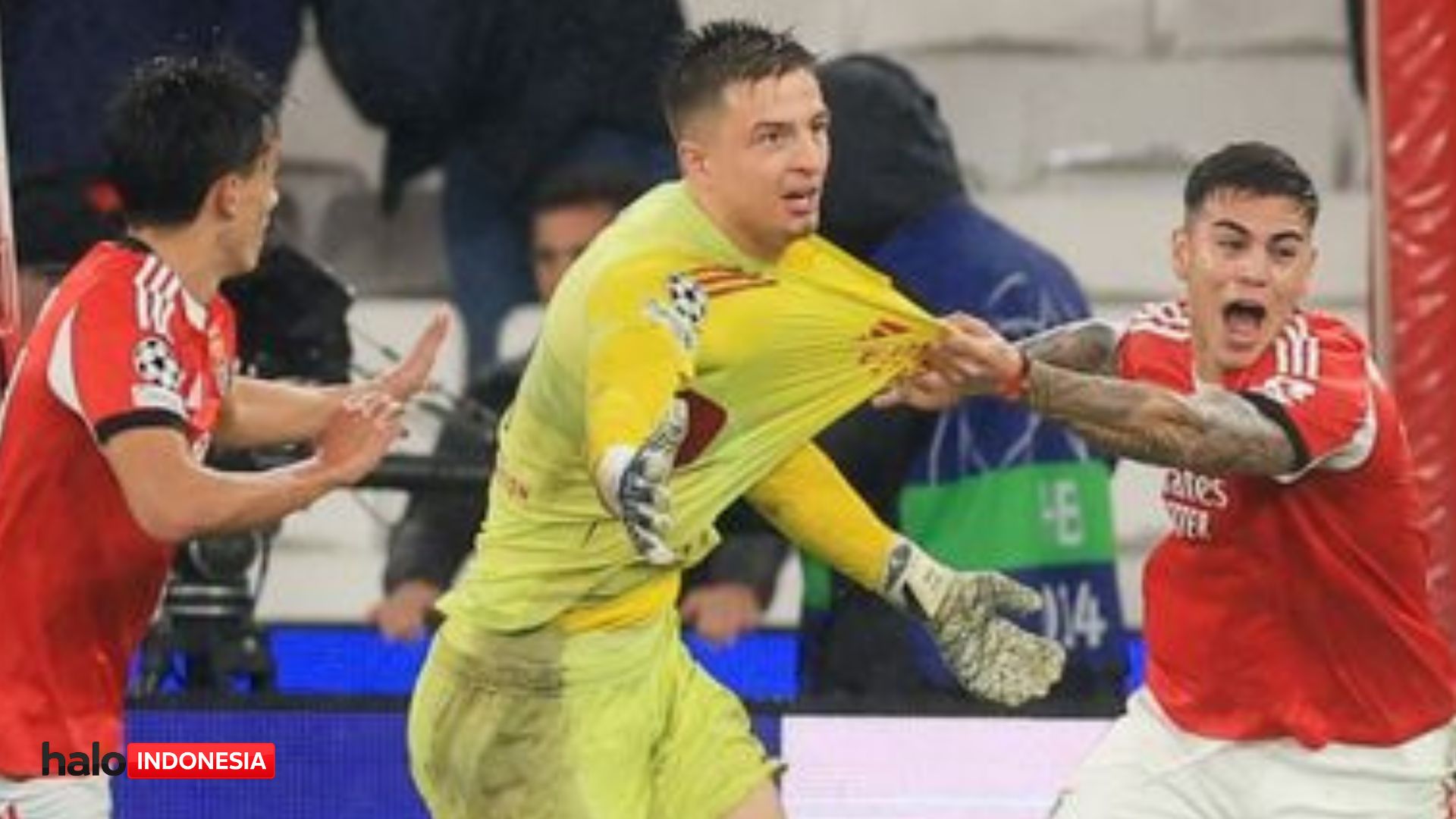Gol Langka di Liga Champions! Anatoliy Trubin Ukir Sejarah untuk Benfica