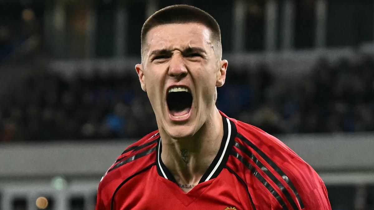 Benjamin Sesko Jadi Pilihan Sulit Michael Carrick di MU