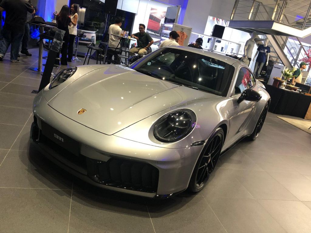 Porsche 911 Carrera GTS T-Hybrid Resmi Hadir di Indonesia