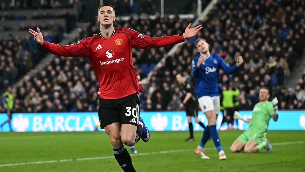Benjamin Sesko Tak Terobsesi Starter di MU, Pilih Siap Kapan Saja